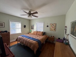 903 Mordecai Dr in Raleigh, NC - Foto de edificio - Building Photo