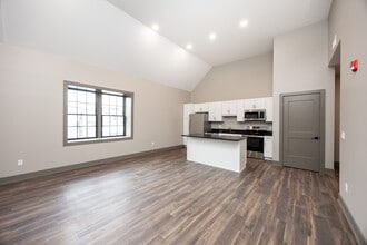 122 Penn Ave, Unit Penn Ave Lofts in Telford, PA - Foto de edificio - Building Photo