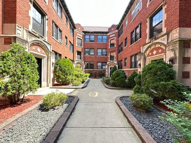 property at 1314 Oak Ave