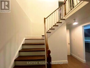 1540 Norwill Crescent in Oshawa, ON - Building Photo - Building Photo