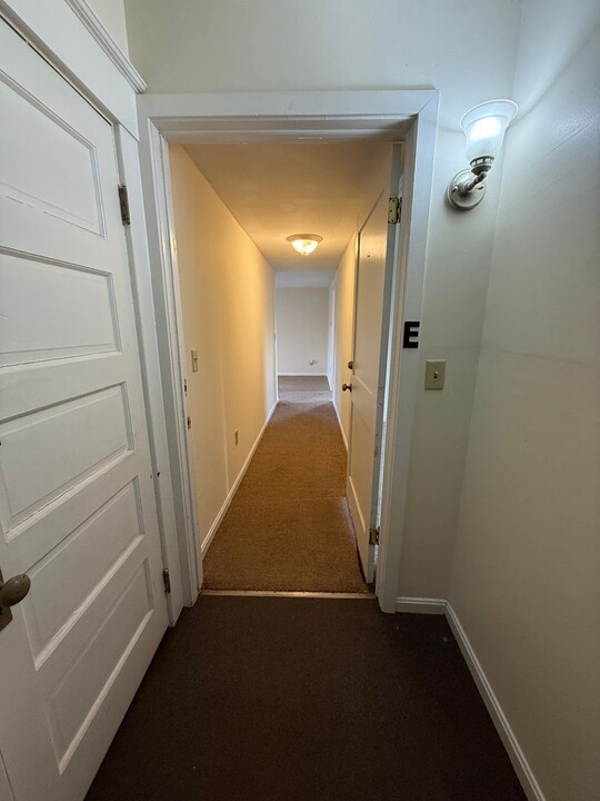 113-113 Stap Ln in Bainbridge, NY - Foto de edificio