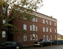 221 Shurtleff St Apartments