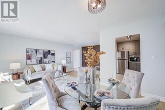 5 Massey Square in Toronto, ON - Building Photo - Building Photo