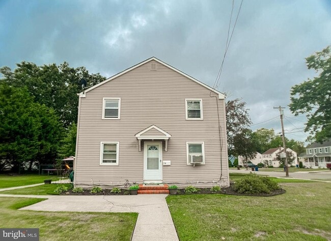 property at 31 W Grant St