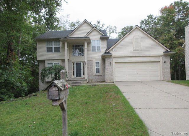 property at 3071 W Ridge Ct