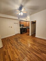 6812 N Wayne Ave in Chicago, IL - Building Photo