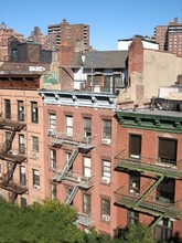 309 West 21st Street in New York, NY - Building Photo - Building Photo