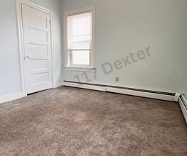 117 Dexter St-Unit -1 in Cumberland, RI - Building Photo - Building Photo