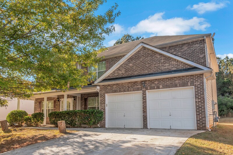 65 Oak Manor Dr in Covington, GA - Building Photo