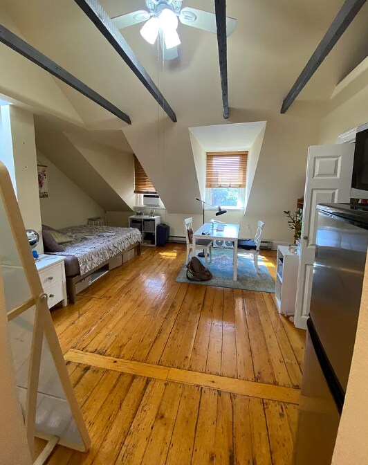 32 Irving St, Unit 4 in Boston, MA - Building Photo