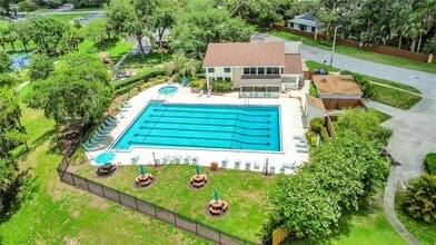 15304 Morning Dr in Lutz, FL - Building Photo - Building Photo
