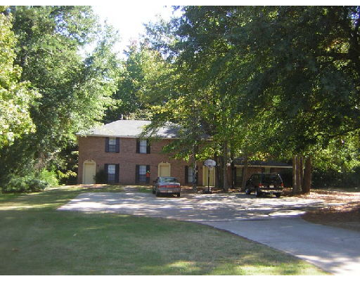 115 Meadowbrook Ct in Fayetteville, GA - Building Photo