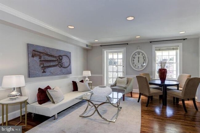 3239 N St NW in Washington, DC - Building Photo - Building Photo