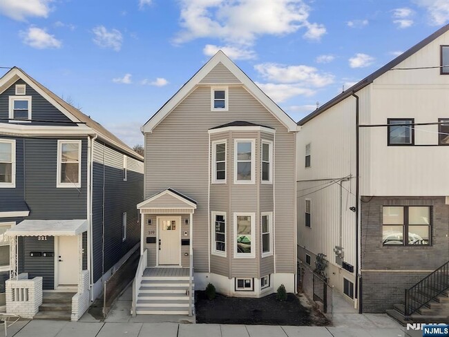 property at 319 William St