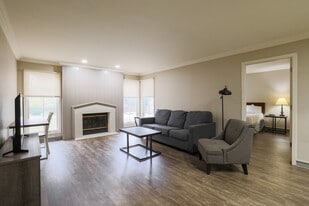 21 Rock Apartments- All Utilities Paid- in Wichita, KS - Building Photo