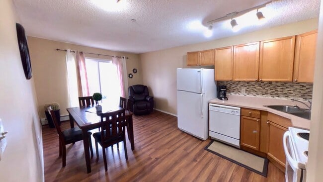 property at 70-170 Woodsmere Close