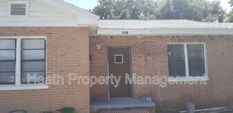 2460 Melrose Ave S in St. Petersburg, FL - Building Photo