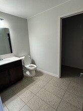 202 E Greenfield Ln-Unit -D-304 in Bismarck, ND - Building Photo - Building Photo