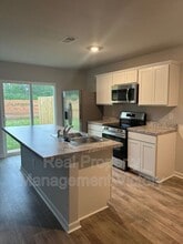 115 River Grass Dr in Lincoln, AL - Foto de edificio - Building Photo