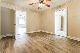 6830 S Biscayne Dr in North Port, FL - Building Photo - Building Photo