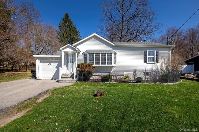 property at 1936 Longvue St