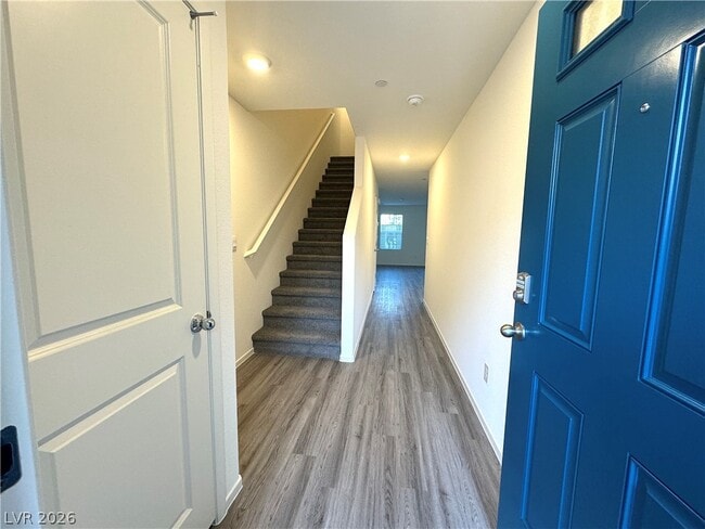 9932 Marigold Hls St in Las Vegas, NV - Building Photo - Building Photo