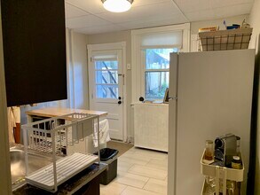 228 S Madison St, Unit 1 in Allentown, PA - Foto de edificio - Building Photo