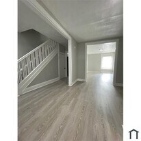 809 Bonaparte Ave in Baltimore, MD - Building Photo