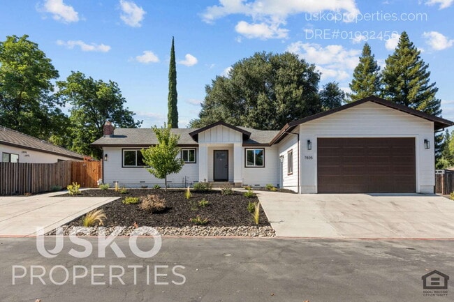 7835 Hutton Crk Ln in Fair Oaks, CA - Building Photo - Building Photo