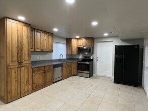 2136 Theresa Cove in Salt Lake City, UT - Building Photo - Building Photo