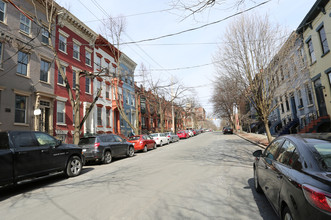 338 Hudson street in Albany, NY - Building Photo - Building Photo