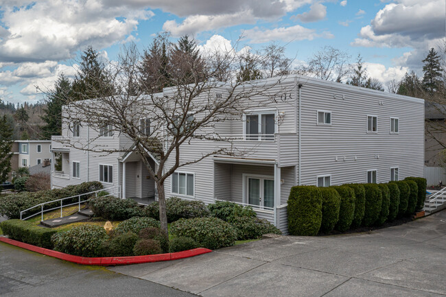 Brookside Park in Kirkland, WA - Building Photo - Building Photo