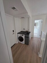 2210 River Run Dr in San Diego, CA - Foto de edificio - Building Photo