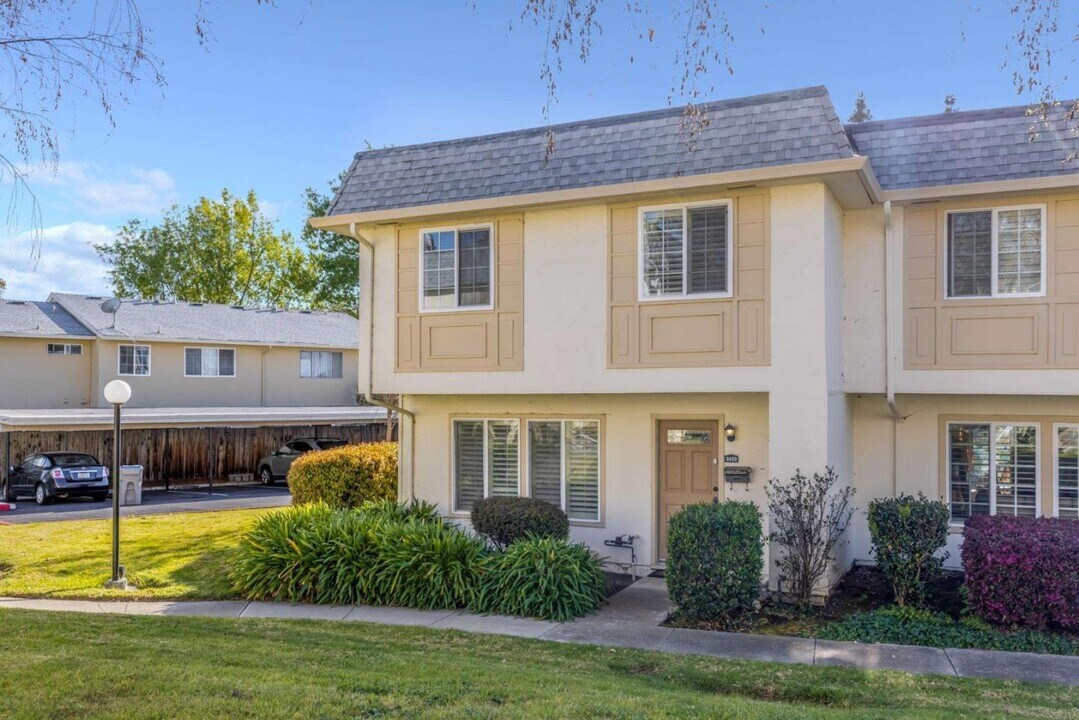 3452 Charing Cross Ln in San Jose, CA - Building Photo