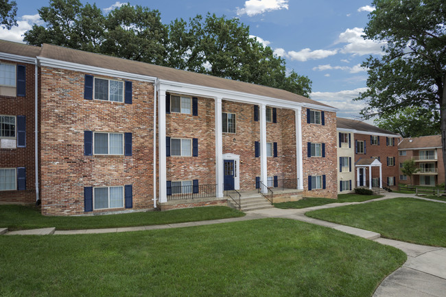 Deerfield Run & Village Square North in Laurel, MD - Building Photo - Building Photo