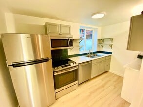 298 Burns St in Somers, MT - Building Photo - Building Photo
