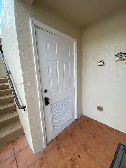 6656 SW 116th Ct in Miami, FL - Foto de edificio - Building Photo