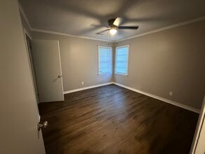 404 Holly St in Hot Springs, AR - Building Photo - Building Photo