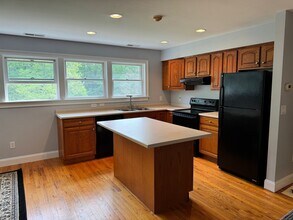21 CT-39 in Sherman, CT - Building Photo - Building Photo