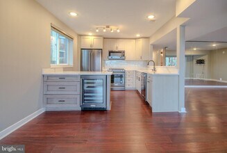 768 Fairview Ave in Annapolis, MD - Building Photo - Building Photo