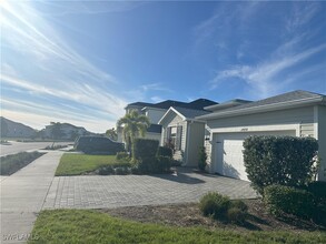 17692 Winding Wood Ln in Punta Gorda, FL - Foto de edificio - Building Photo