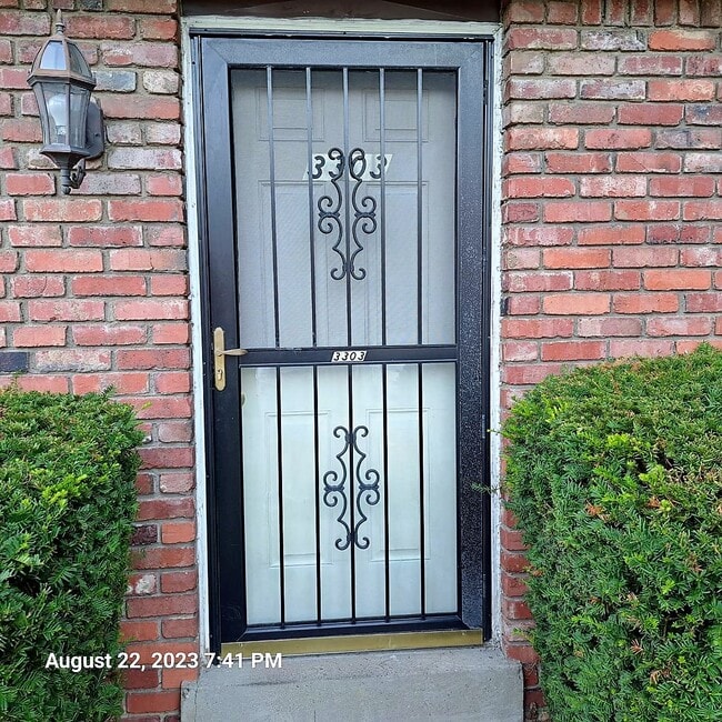 property at 3303 W Run Rd
