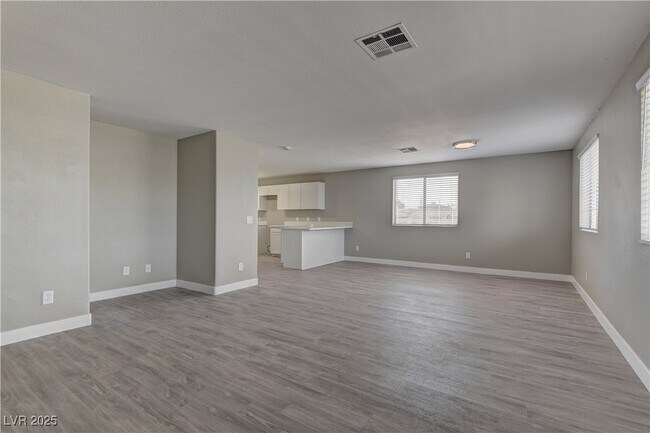 property at 1271 Balzar Ave