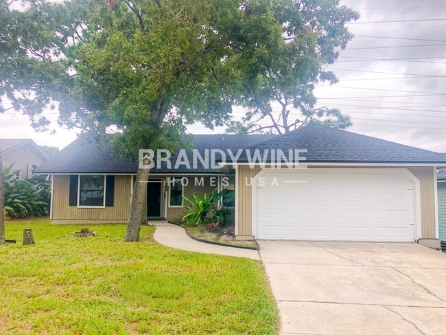 property at 3363 Hampstead Dr