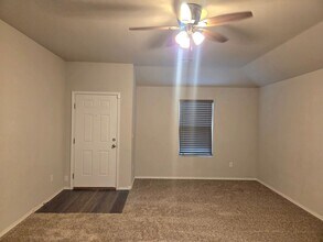 9704 Saddle Dr in Yukon, OK - Building Photo - Building Photo