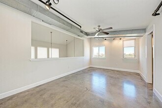 807 E 14th St in Austin, TX - Building Photo - Building Photo