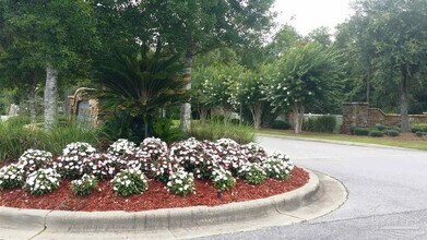 5721 Dunbar Cir in Milton, FL - Building Photo - Building Photo