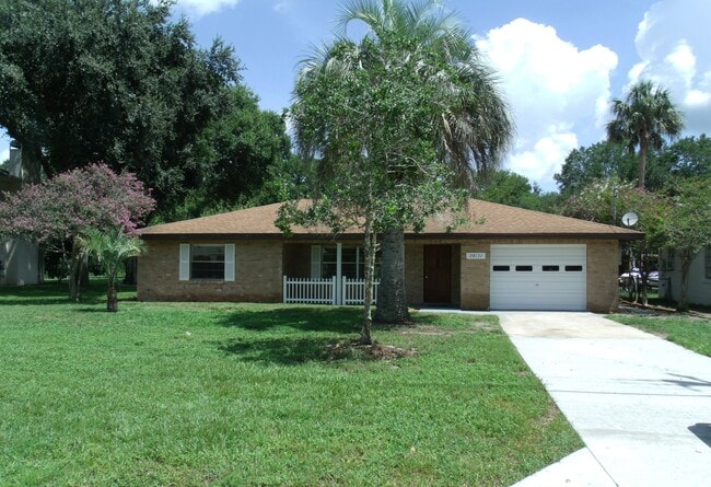 property at 28131 Lois Dr