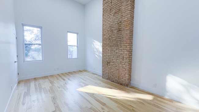 182 Schaefer St in Brooklyn, NY - Building Photo - Building Photo