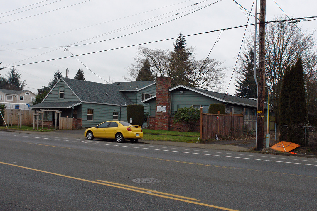 Garden Court Apartments in Portland, OR - Building Photo